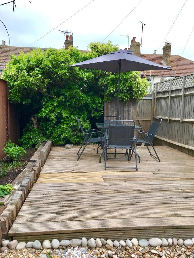 Holiday home Charming Bight Moments From By Whitstable-holidays Whitstable